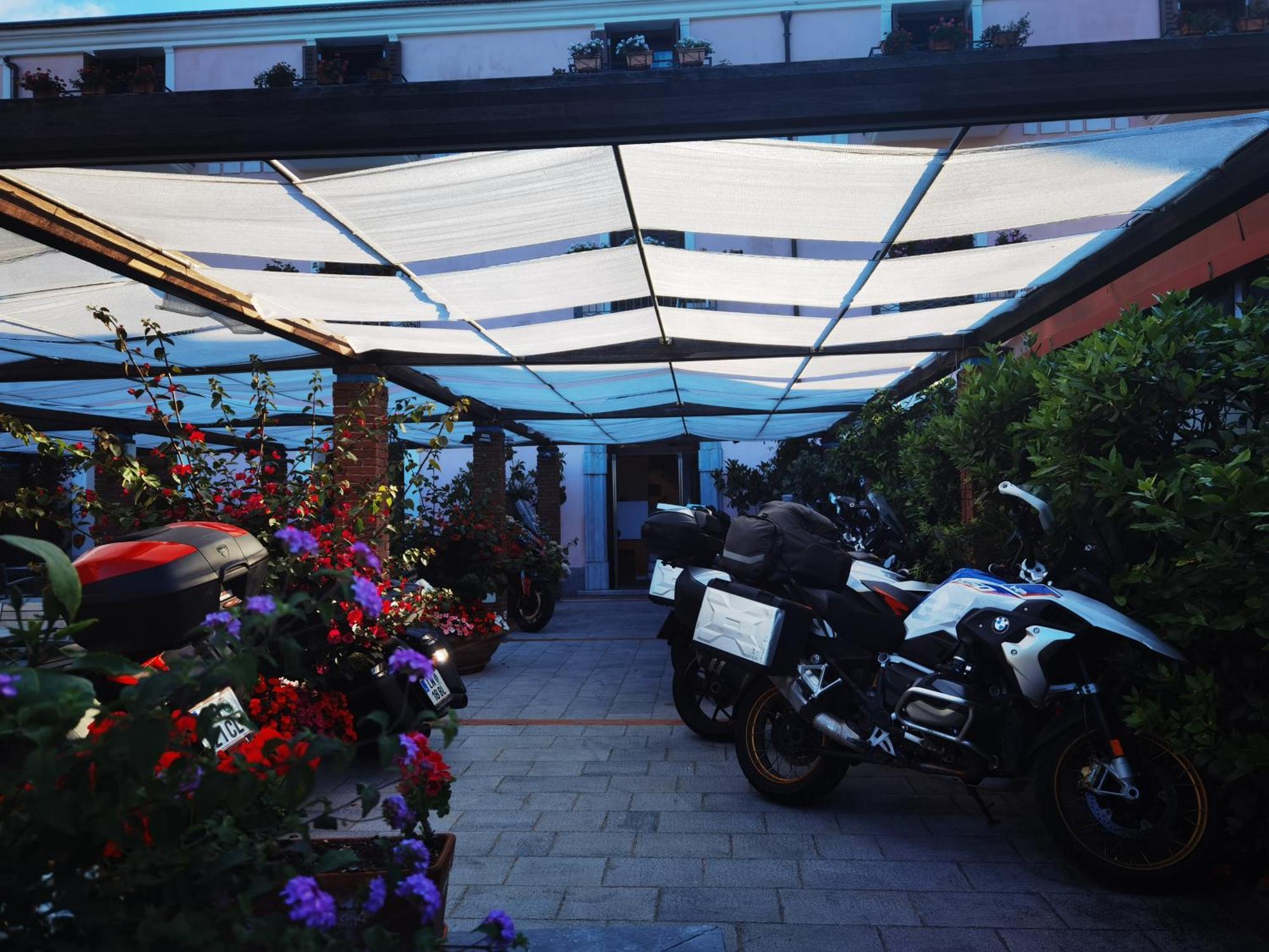 Hotel Pisacane Sapri Eksteriør billede