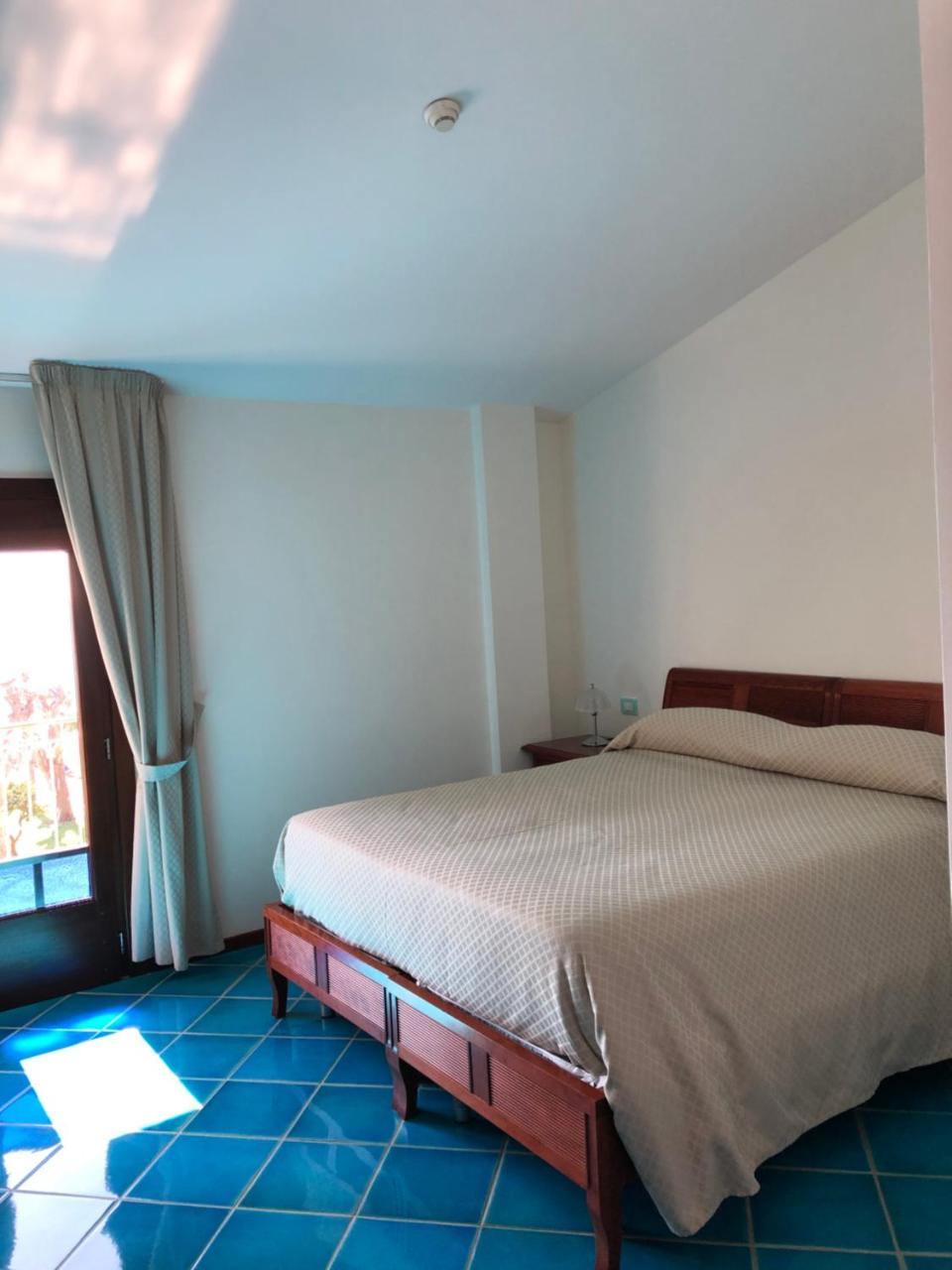 Hotel Pisacane Sapri Eksteriør billede